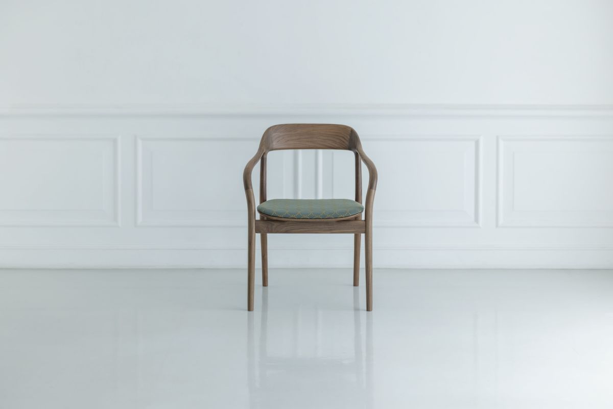 ウォルナット ナチュラルブラウン（CA-0）<br>M-06 -dop- “tambourine” #7E41