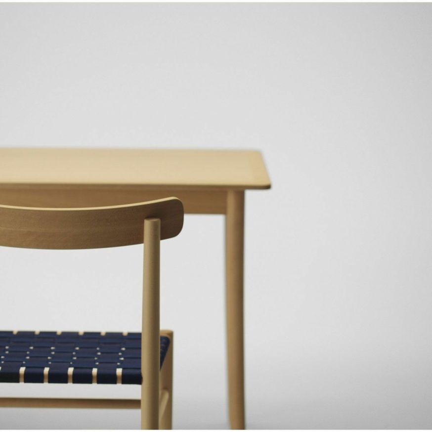 Lightwoodチェア（ウェビングシート）