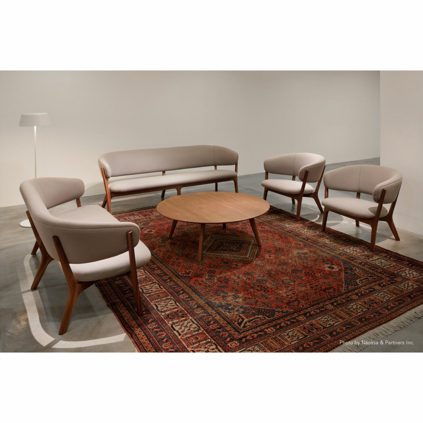 Roundishコーヒーテーブル120 | 【公式】マルニ木工オンラインショップ