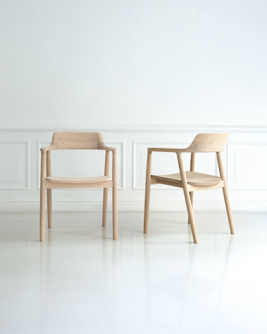 HIROSHIMAアームチェア4脚＋ラウンドテーブル【HIROSHIMA natural 特典