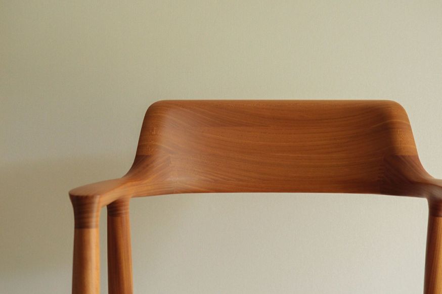 HIROSHIMAアームチェア（板座）【国産ケヤキ材・数量限定】 | 【公式