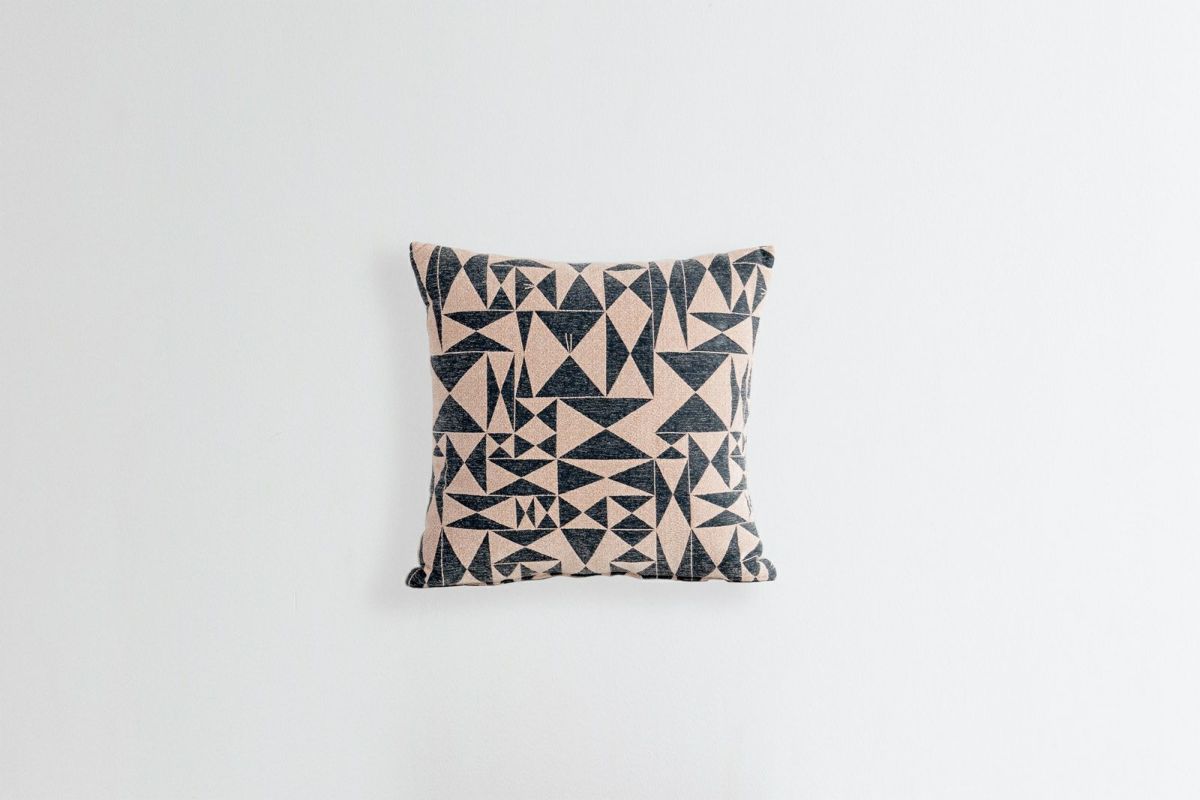 [1] “perhonen puzzle” pink beige